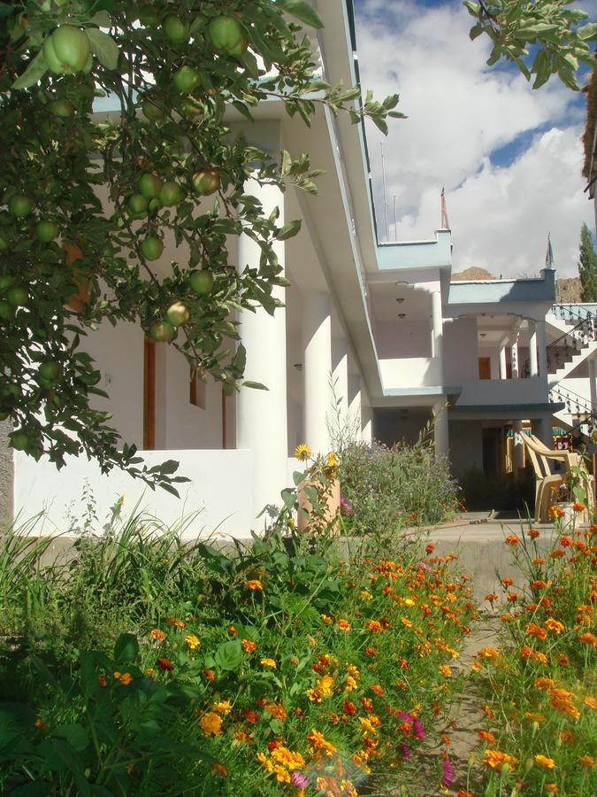 Hotel Jorchung Leh Buitenkant foto