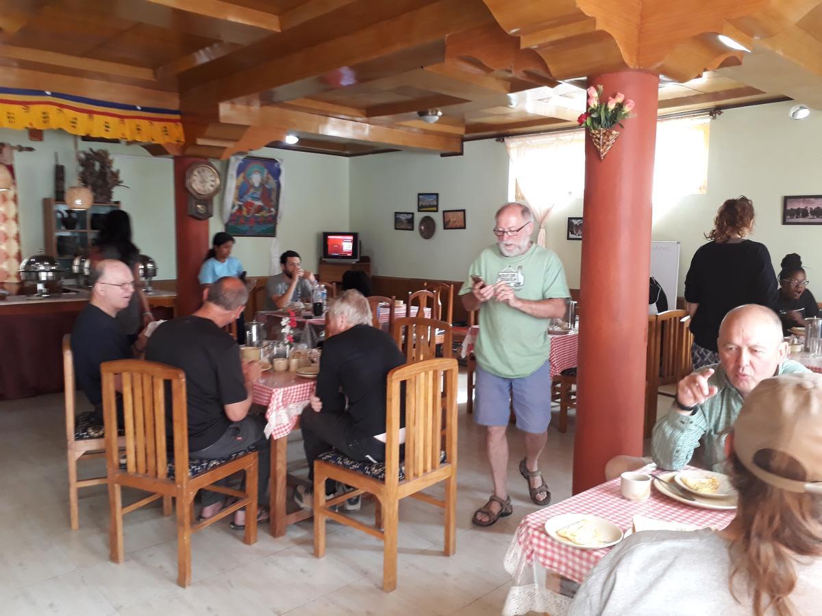 Hotel Jorchung Leh Buitenkant foto