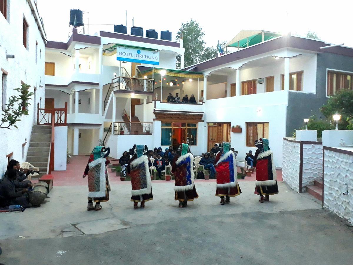 Hotel Jorchung Leh Buitenkant foto